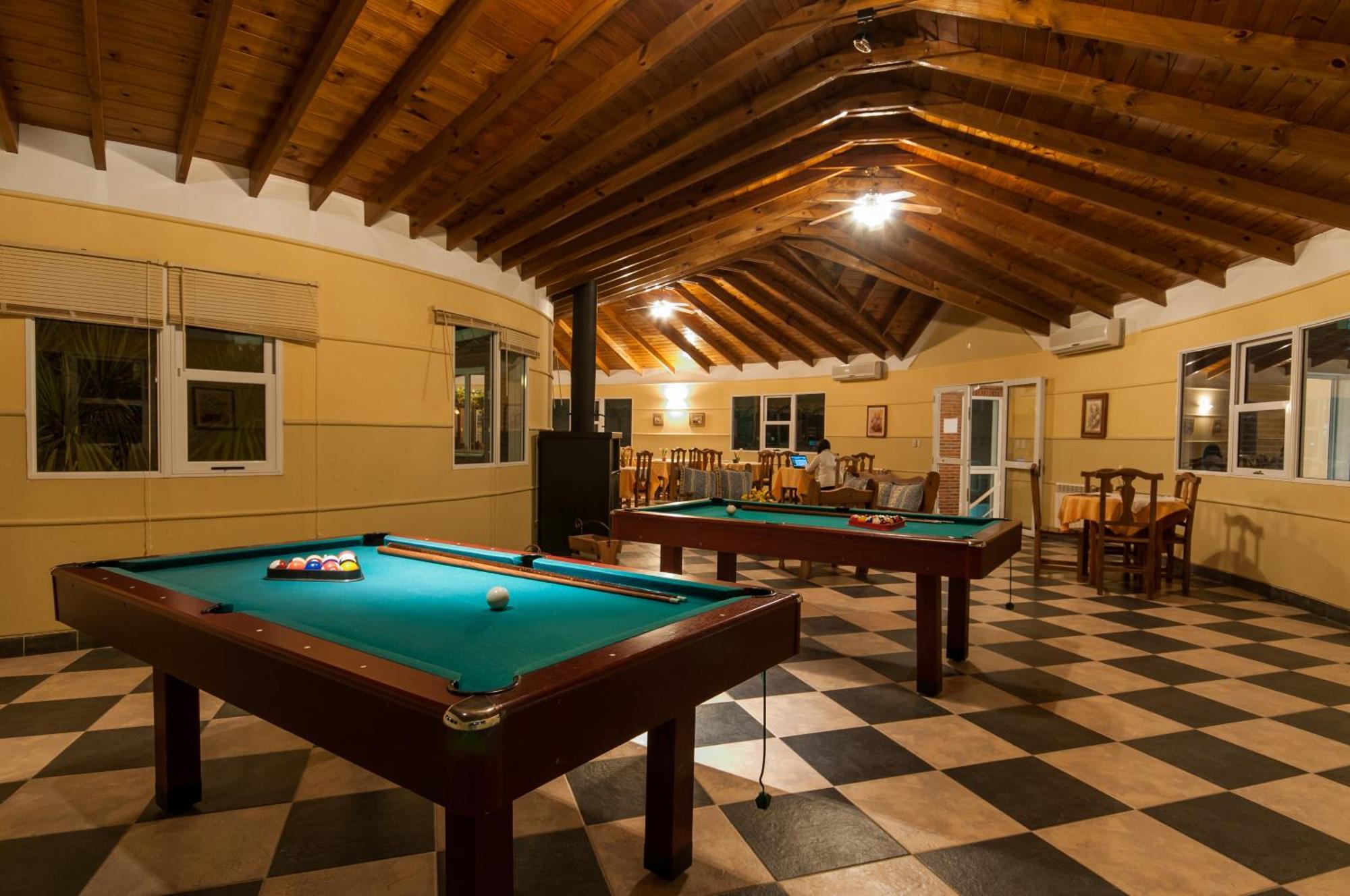 Victoria Village Carilo Luaran gambar